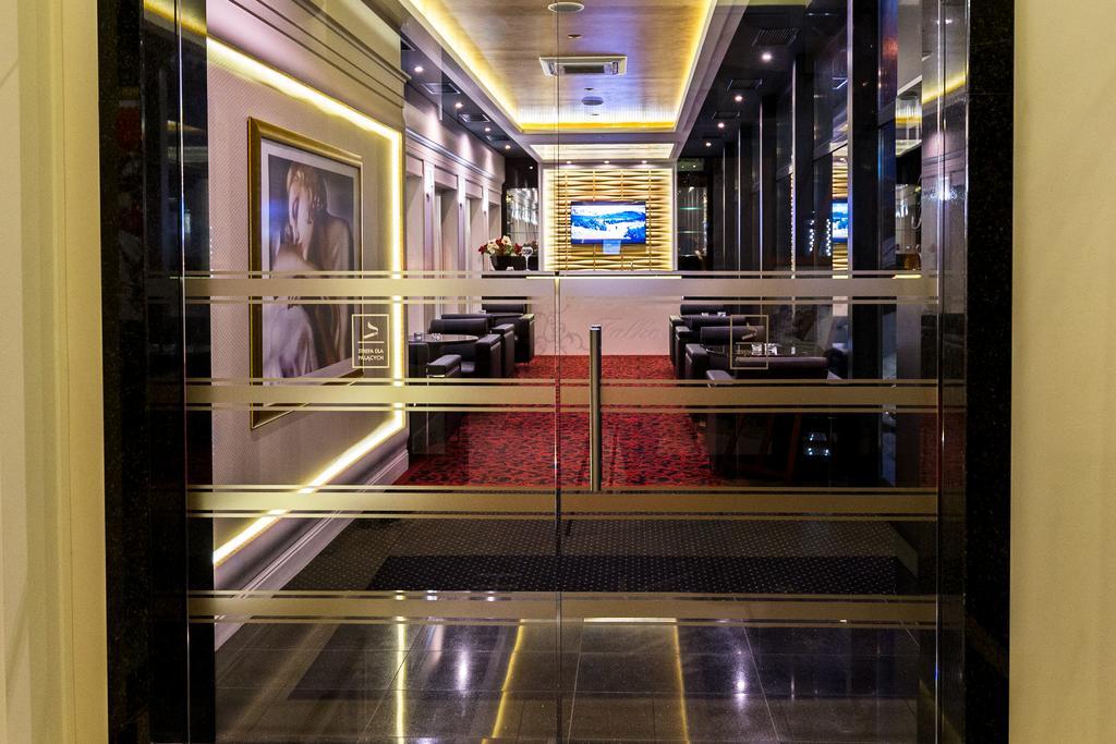 Hotel Falko Rumia Kültér fotó