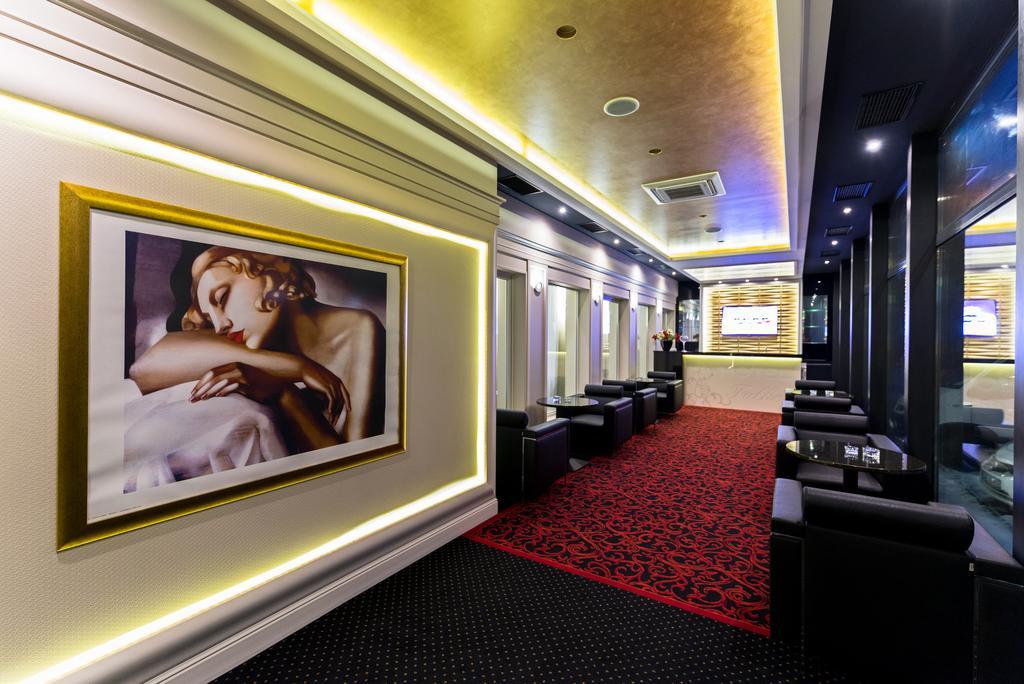 Hotel Falko Rumia Kültér fotó